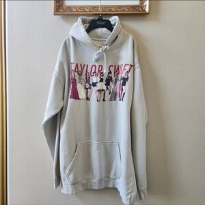 Taylor Swift graphic hoodie Red Taylor's Version Swiftie hooded sweater size 2XL